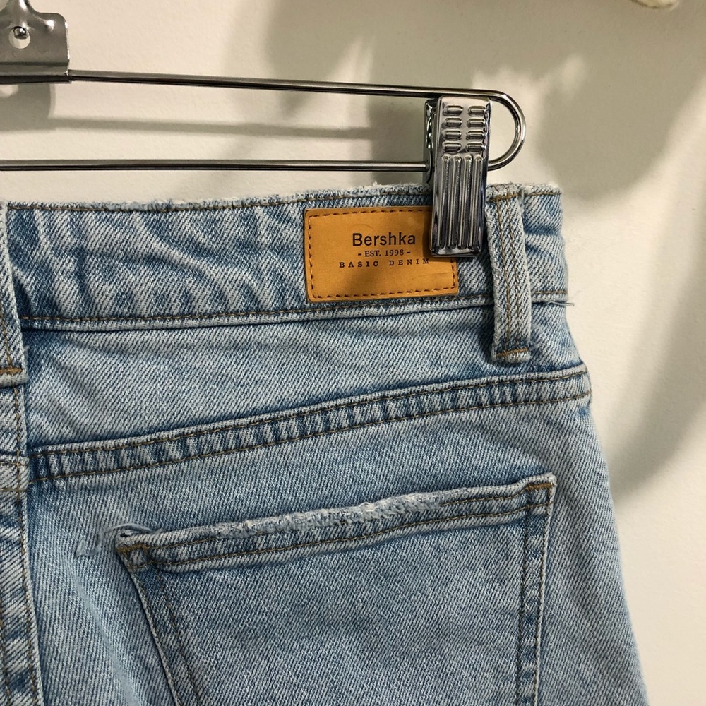 *BERSHKA Jeans* Distressed Hem